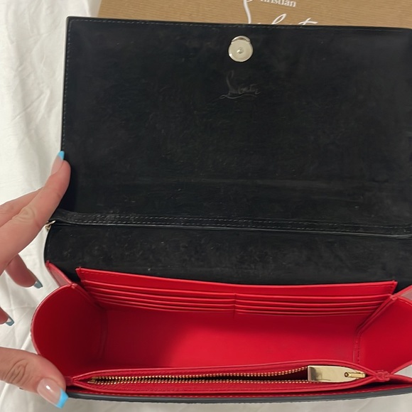 Very beautiful shoulder bag or cross body. Used 2 times. - Picture 2 of 4